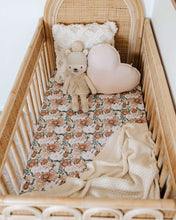 Load image into Gallery viewer, FLORENCE FITTED CRIB SHEET
