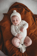 Load image into Gallery viewer, WHITE MERINO WOOL BABY BONNET + BOOTIES SET
