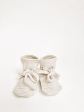 Load image into Gallery viewer, MERINO BOOTIES - OFF-WHITE
